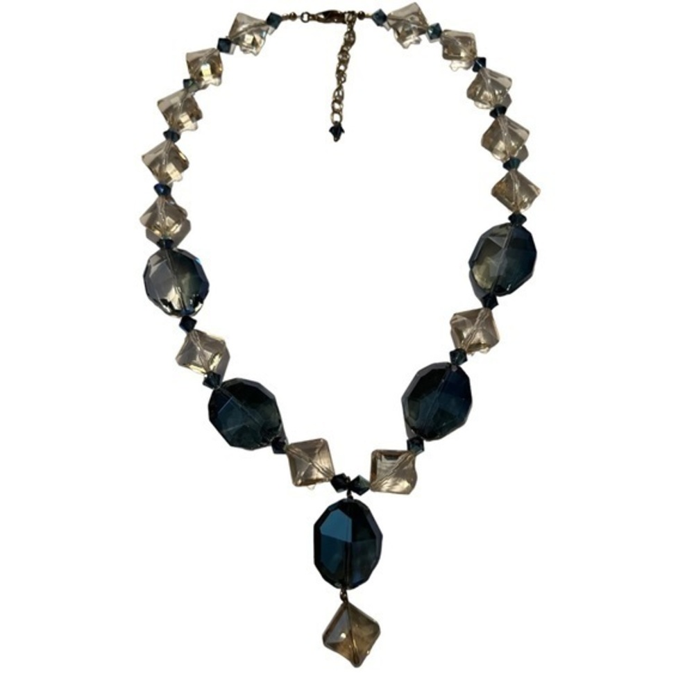 Beautiful‎ Vintage Glass And Crystal Necklace